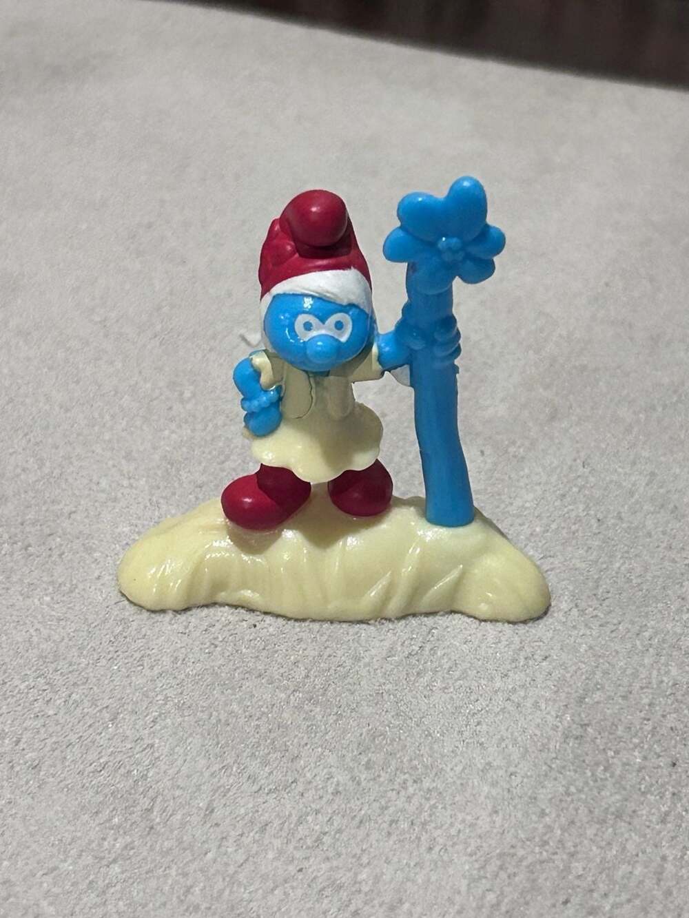 Vintage Schleich Smurfette with Flower Staff PVC Figure